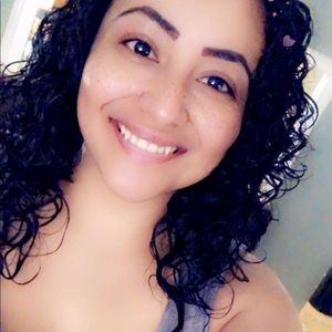 Meet your Posher, Karla